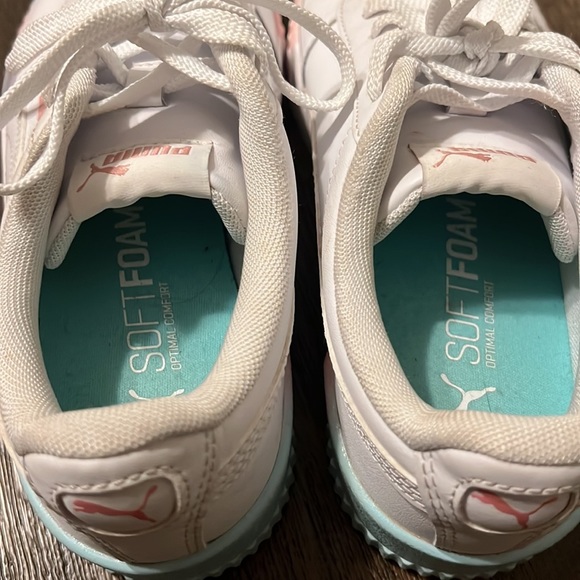 Puma Girls Sneakers - Picture 3 of 5